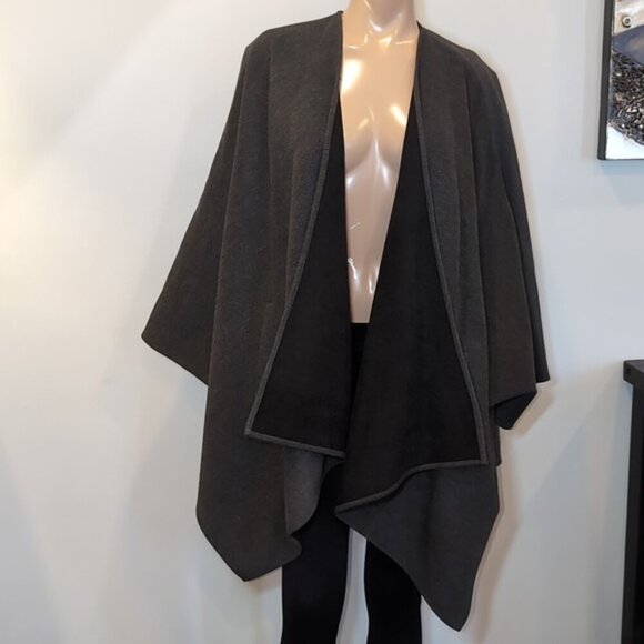 Novelti Oversized Ruana Cape Poncho Sleeve Fall Winter Cardigan Coat - Picture 13 of 13